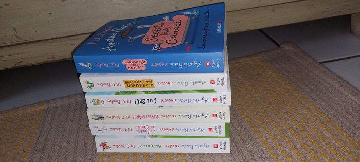 Lot de 6 livres Agatha Raisin
Enquête - photo numéro 3