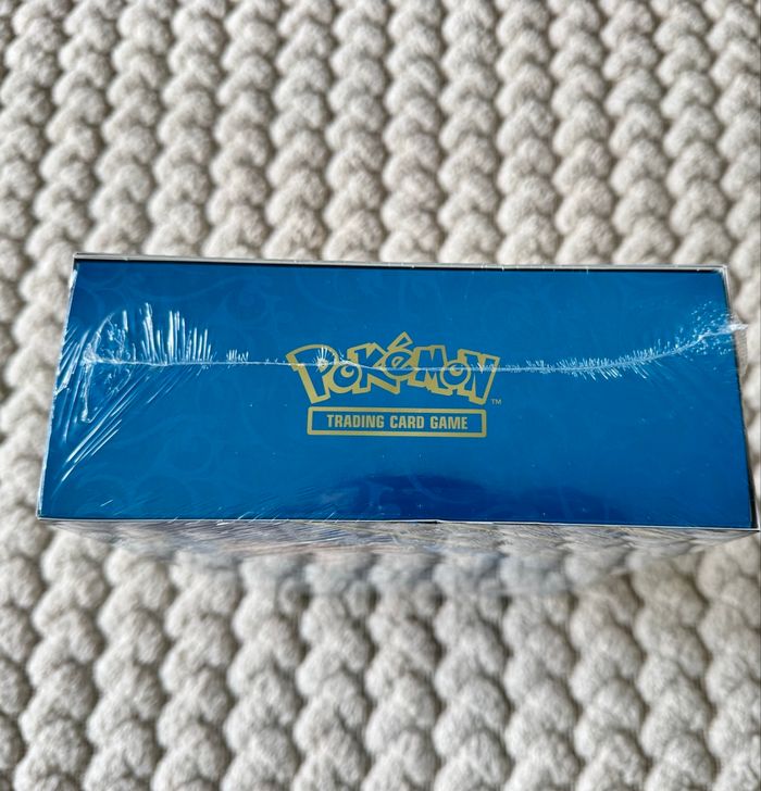 Pokémon Coffret Ultra Premium Collector UPC Méga Dracaufeu EX ME02 Neuf et Scellé FR - photo numéro 4