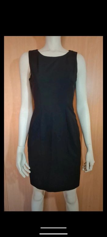 Robe noire, class chic H&M