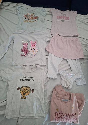 Lot t shirts legging 6 ans  été