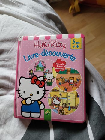 Hello Kitty livre decouverte