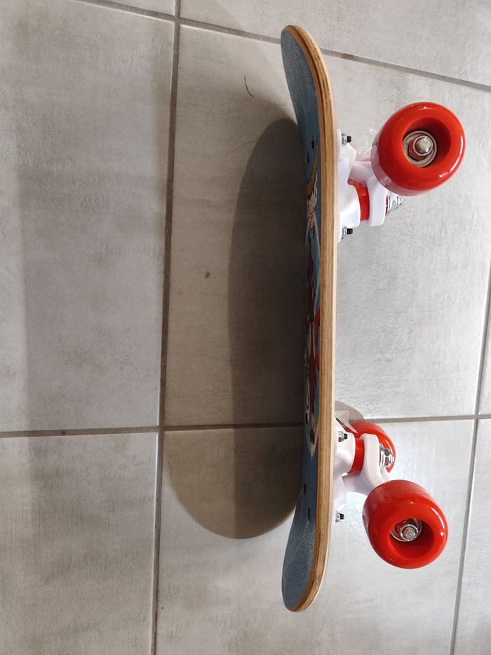 Skateboard spiderman - photo numéro 3