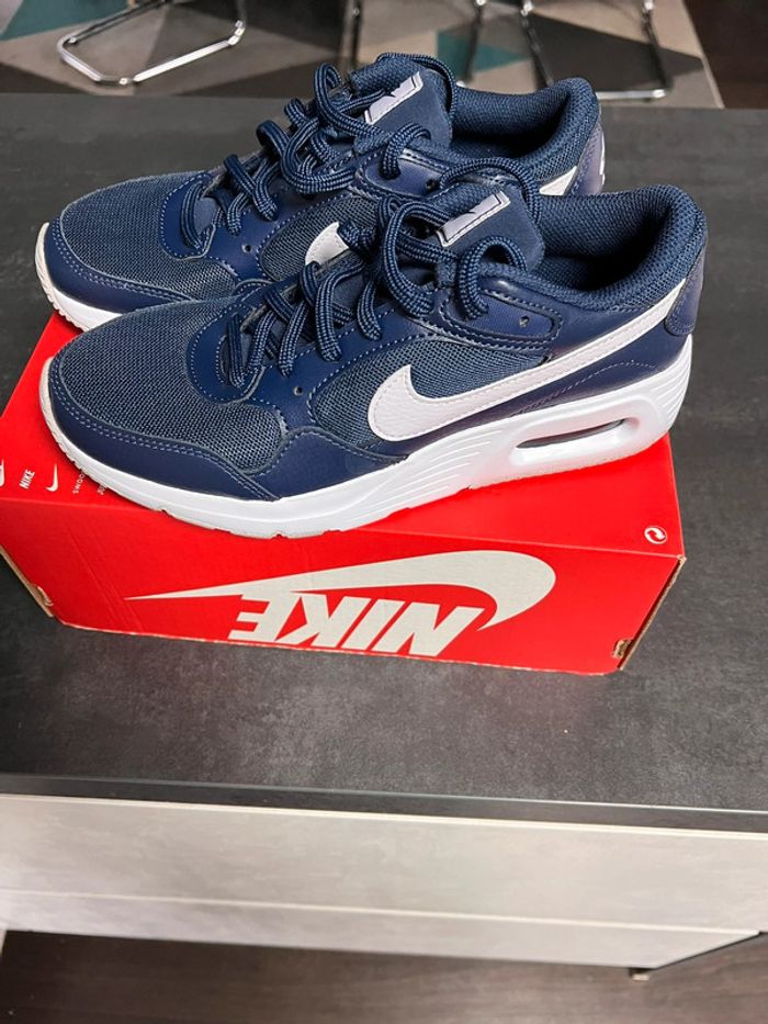Basket Nike garçon taille 38
