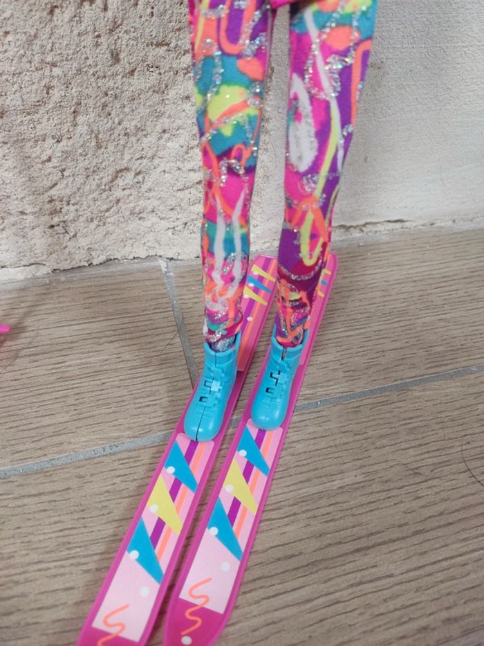 Barbie sport d'hiver années 90 - photo numéro 3