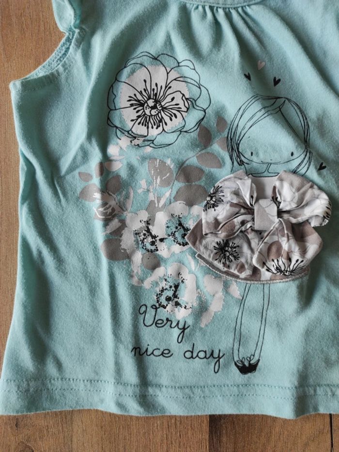 Tee-shirt 3 ans en TBE - photo numéro 3