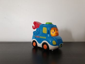 Tut tut bolide "Lilou dépanne tout" VTech
