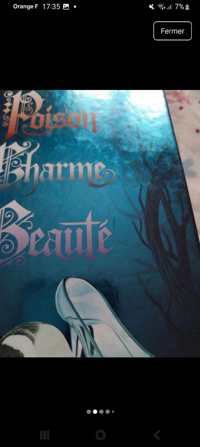 Roman Intégrale Poison Charme Beauté Sarah Pinborough - photo numéro 2