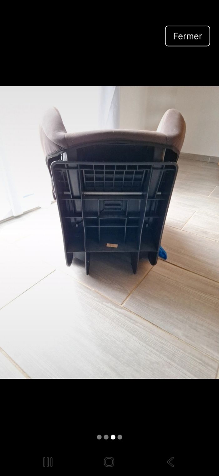 Siege auto - photo numéro 3