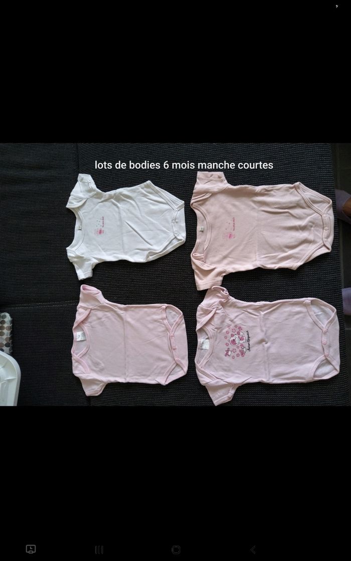 Lots de 4 bodies manche courte