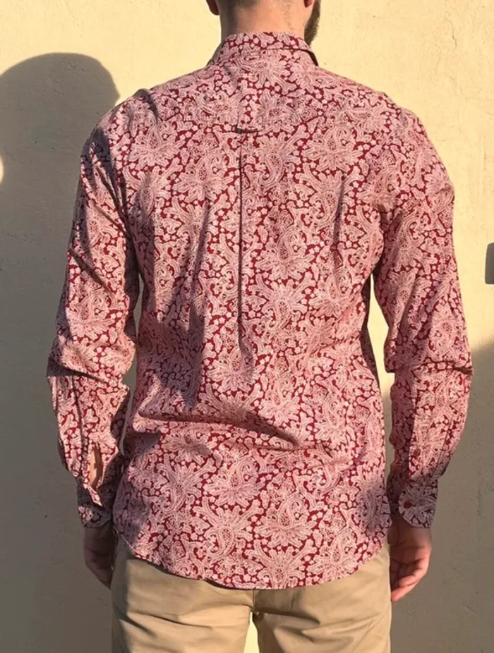 Chemise vintage à motifs fleuris rouge et blanc - photo numéro 9