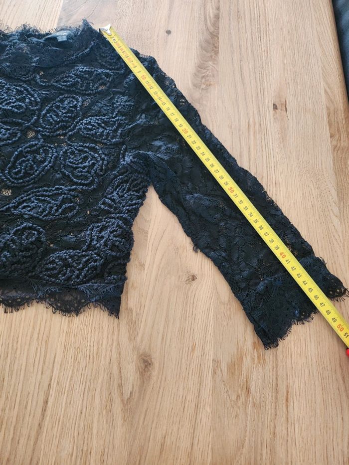 Top crop top Tee-shirt court Jennyfer noir taille 38 M en excellent état dentelle - photo numéro 6