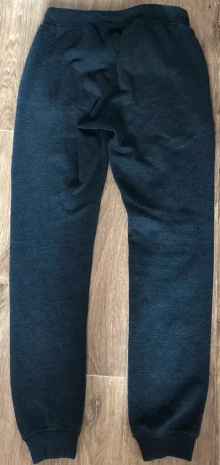 Jogging garçon taille 12 ans - photo numéro 2