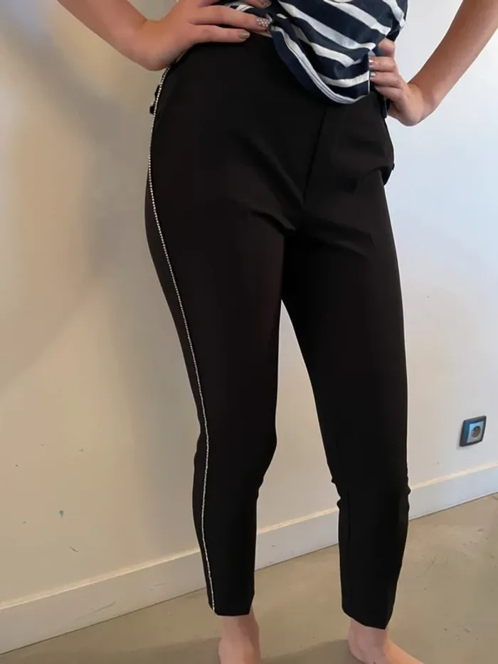 Superbe pantalon Le temps des cerises XS - photo numéro 2