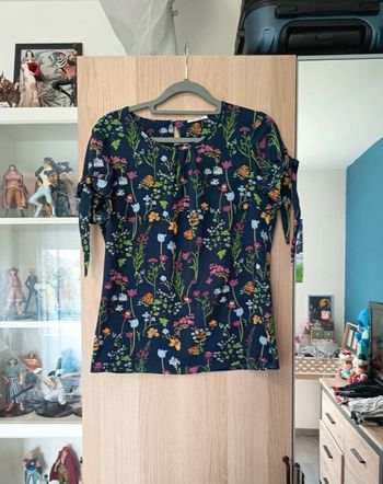 Blouse bleu marine fleuri Damart - Taille S 36