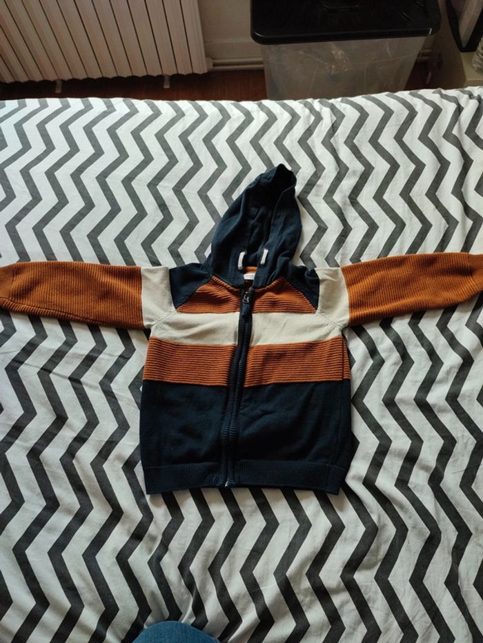 Veste a capuche 6 ans