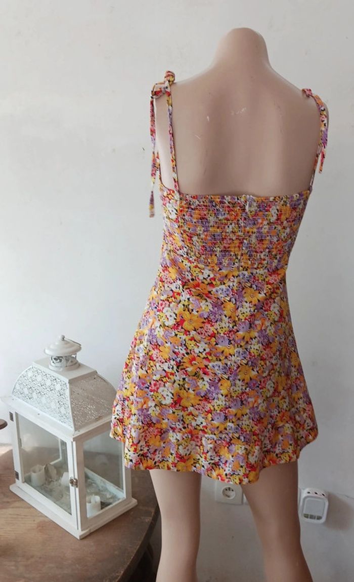 Robe 👗 été courte fleurie shein taille s/36 - photo numéro 3
