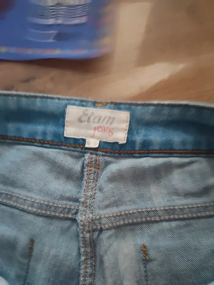 Jeans droit Etam bleu clair Taille 38. L'essentiel du dressing à prix mini ! - photo numéro 3