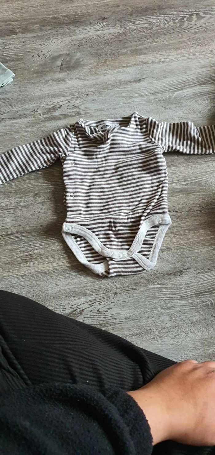 Body fille 3mois - photo numéro 3