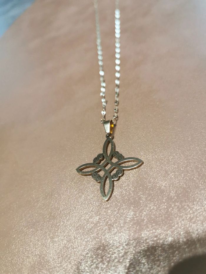 Collier et pendentif spirituel noeud de sorcière - photo numéro 2
