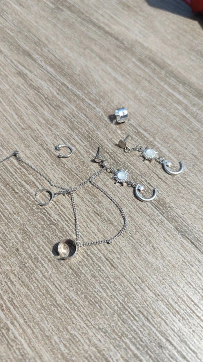 Boucle d'oreilles argentées - photo numéro 2