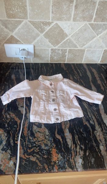 Veste en jean tape à l’œil bébé