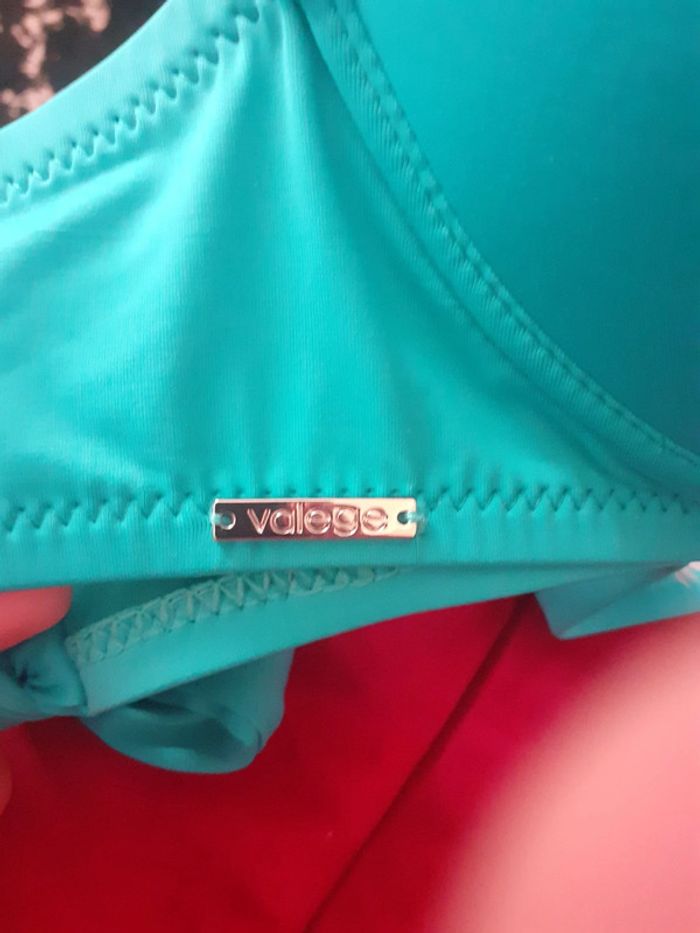 Haut de maillot de bain valege neuf - photo numéro 3