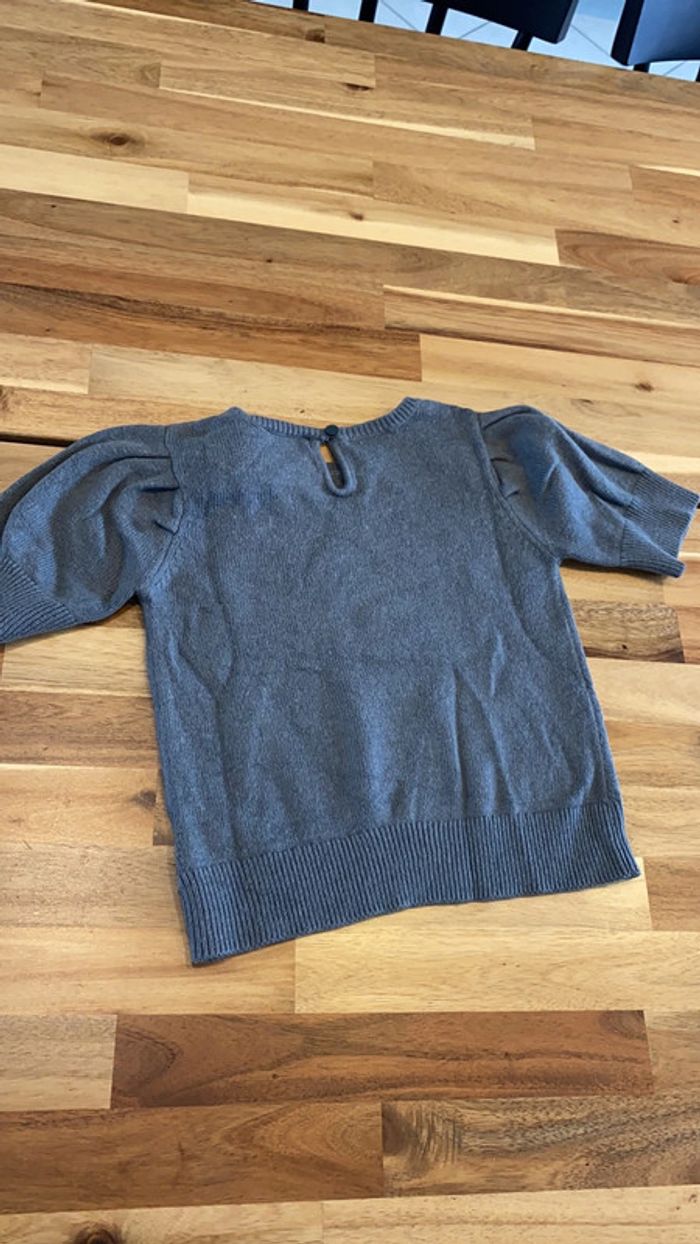Pull gris manches courtes - photo numéro 3