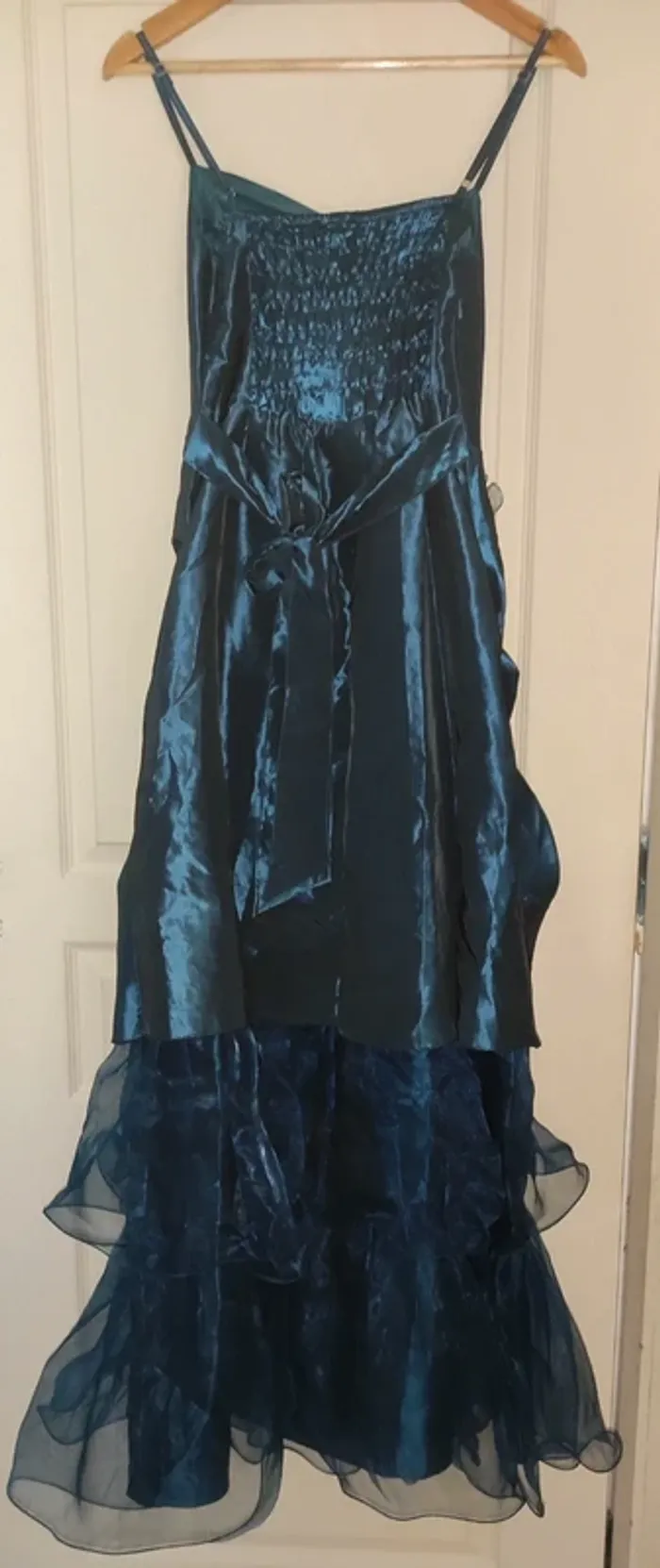 Robe de soirée - photo numéro 3