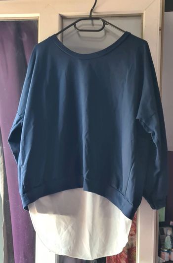Sweat et voile bleu marine