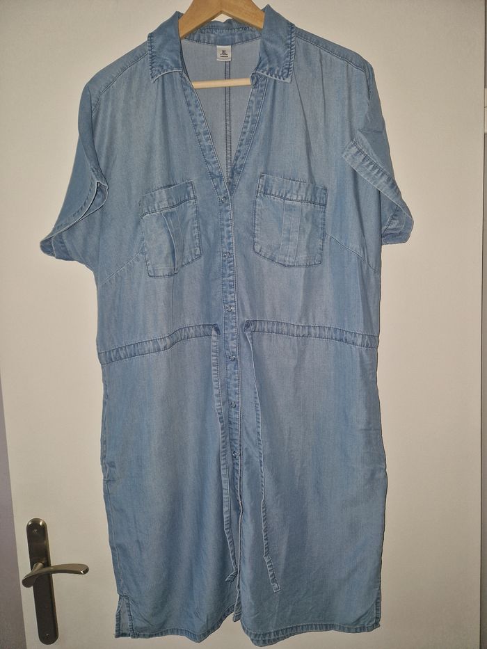 Robe en lycocel H&M taille S comme NEUVE - photo numéro 2