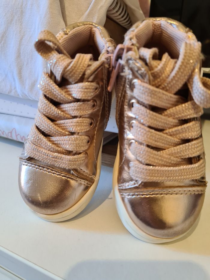 Lot 3 paires chaussures taille 19 - photo numéro 8