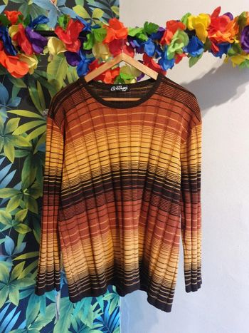 Pull rayé couleur d'automne