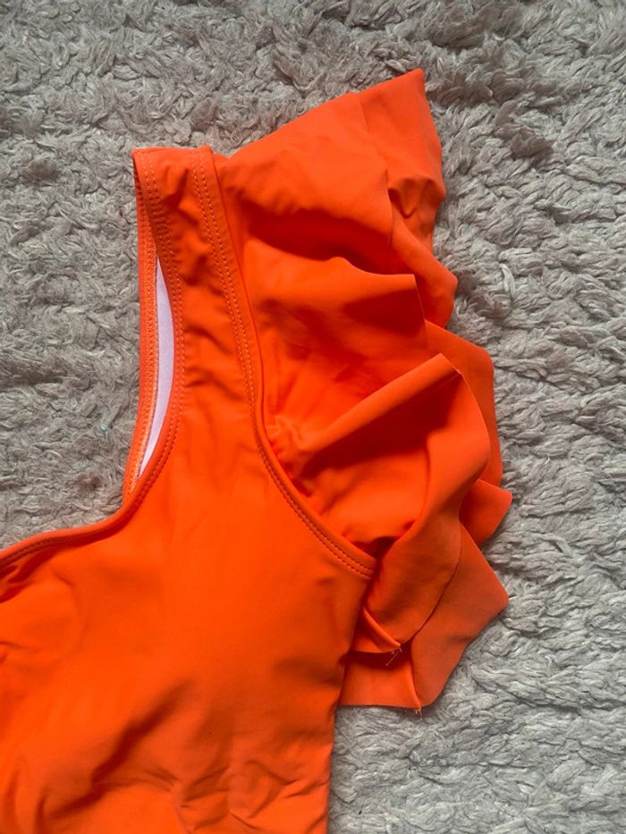 Maillot de bain avec volants - photo numéro 2