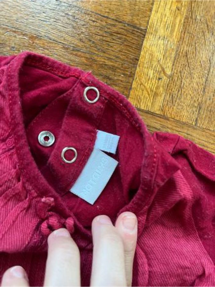Chemise rouge bordeaux 24 mois - photo numéro 2