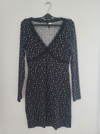 Robe moulante motif fleurs