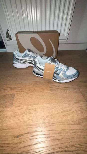 ASICS Kayano 14