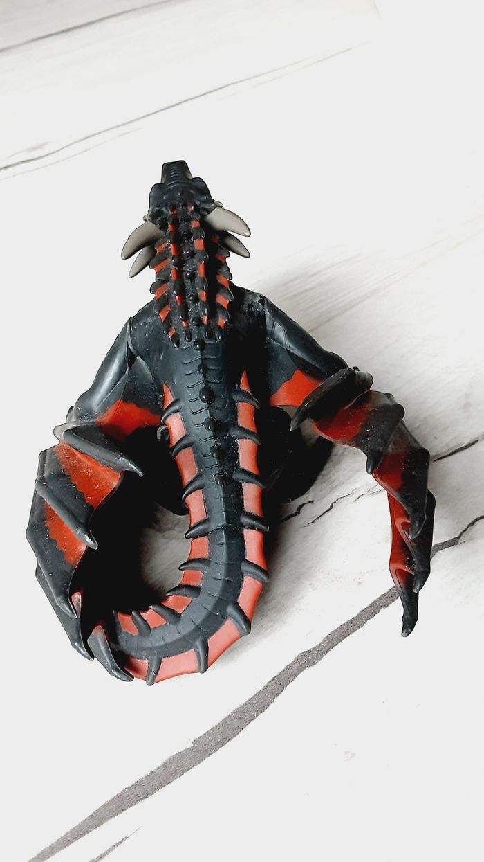 Figurine Dragon Titan Game of Thrones  14,5 cm de long Neuf - photo numéro 4