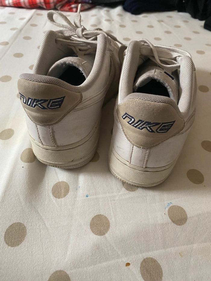 paire d’ Air Force One taille 39 blanche et beige - photo numéro 4