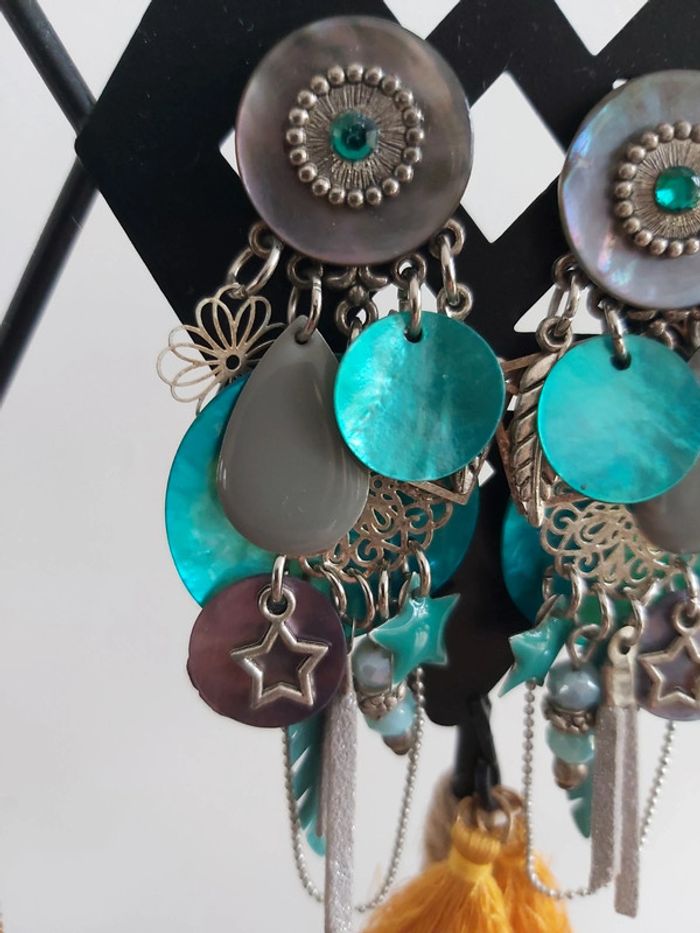 Boucles d'oreilles fantaisie - photo numéro 2