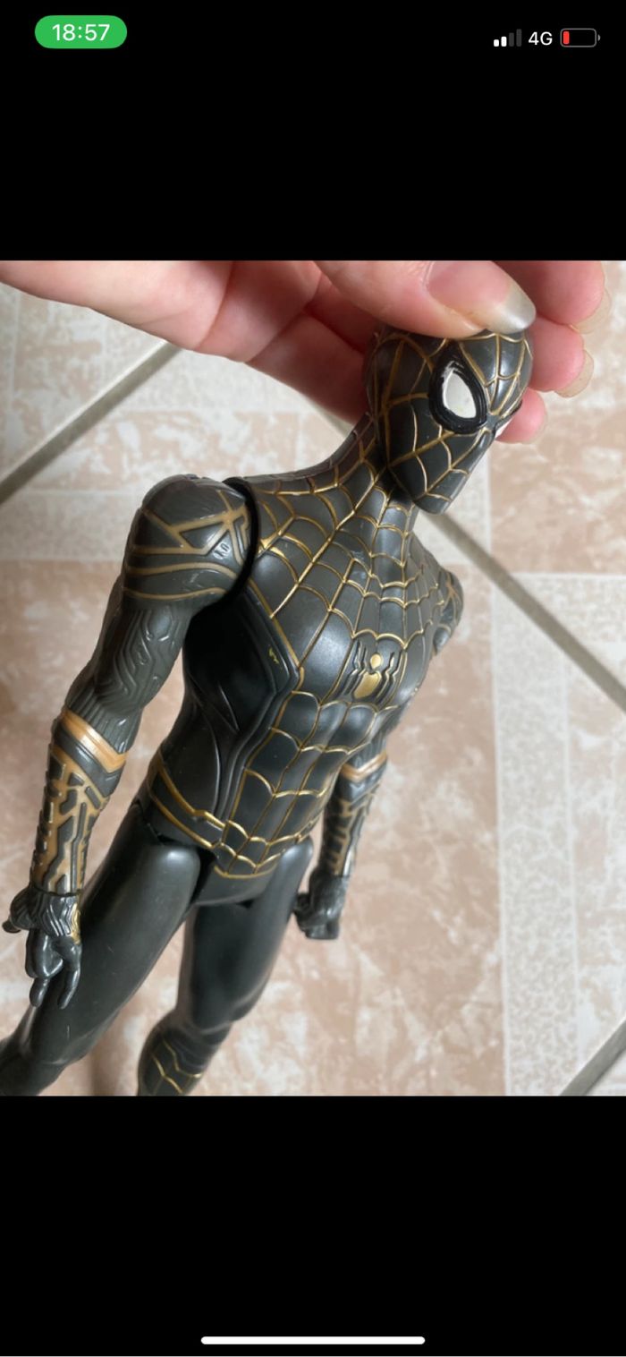 Figurine spider man titan hero explorer - photo numéro 4