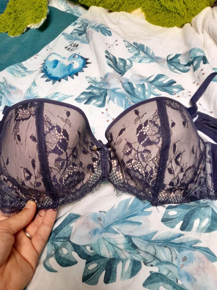 Soutien gorge 95D - photo numéro 2