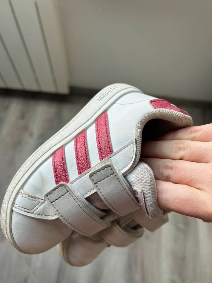 Basket - Adidas - pointure 26 - photo numéro 8