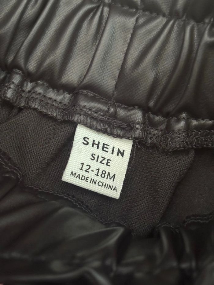 Jupe simili cuir noir Shein - photo numéro 3