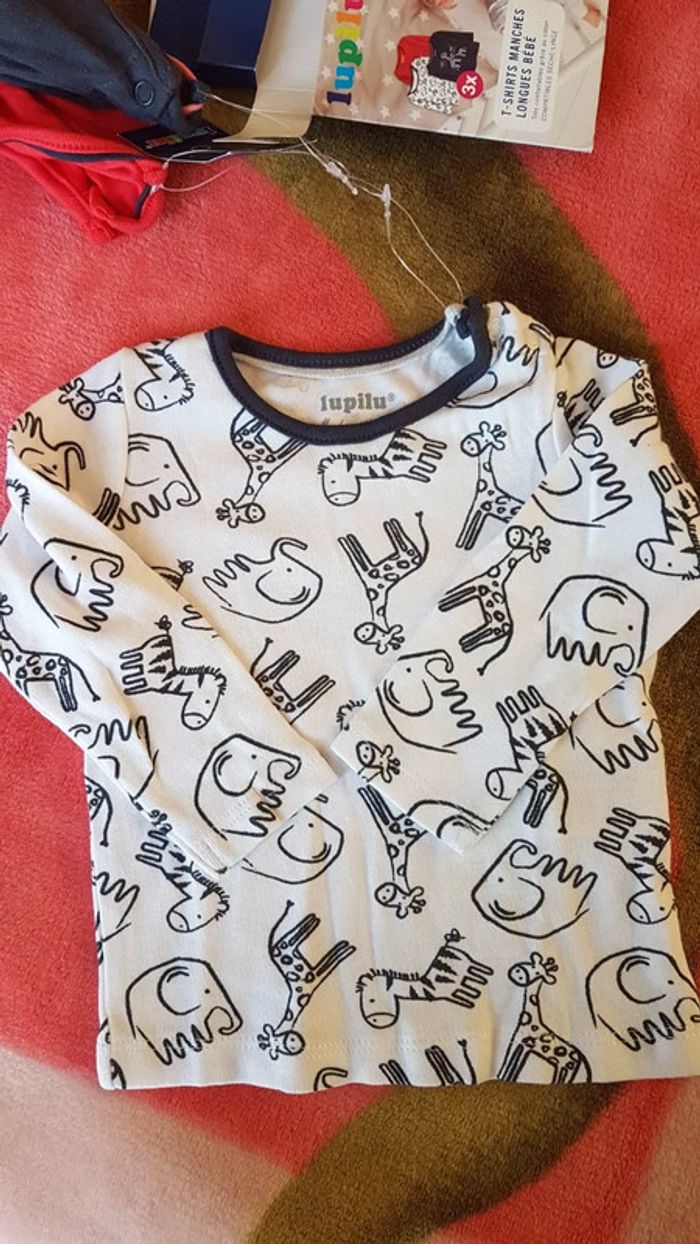 3 tee-shirts - photo numéro 5