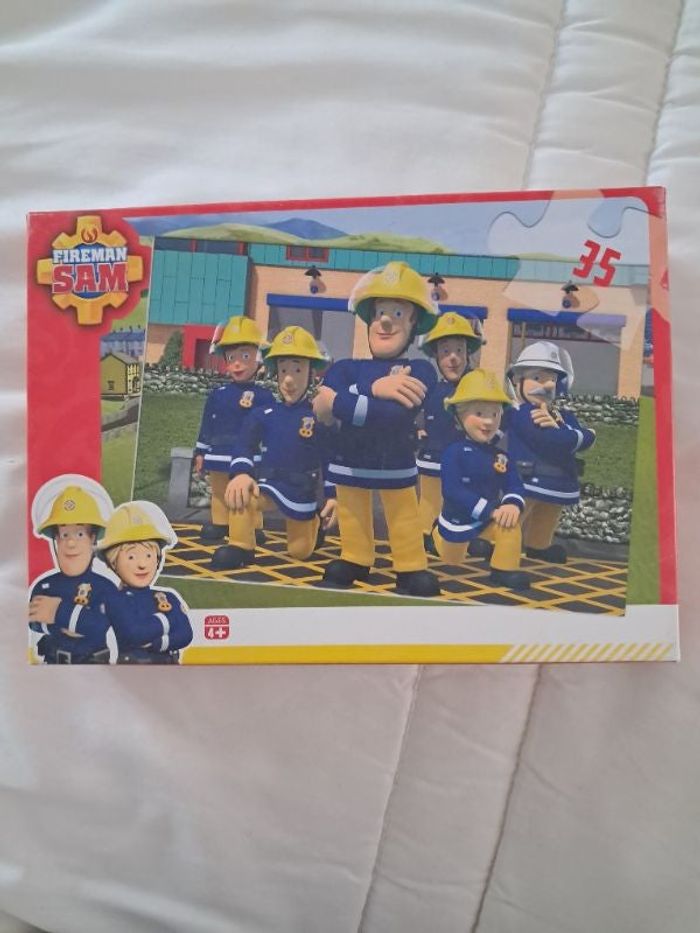 Puzzle 35 pièces Sam le Pompier
