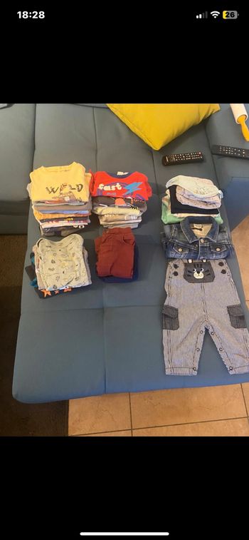 Lot vêtements garçon 33 pièces