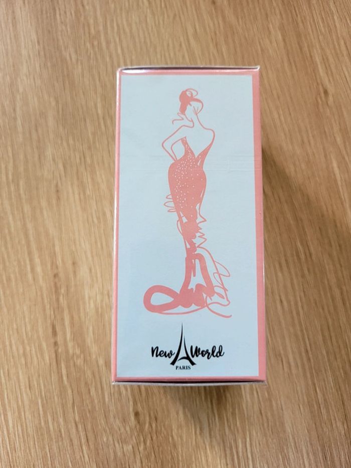 Parfum neuf femme New à world exploratrice - photo numéro 3