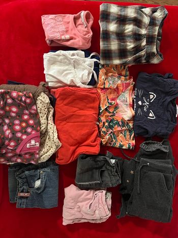 Vêtements fille, quatre ans