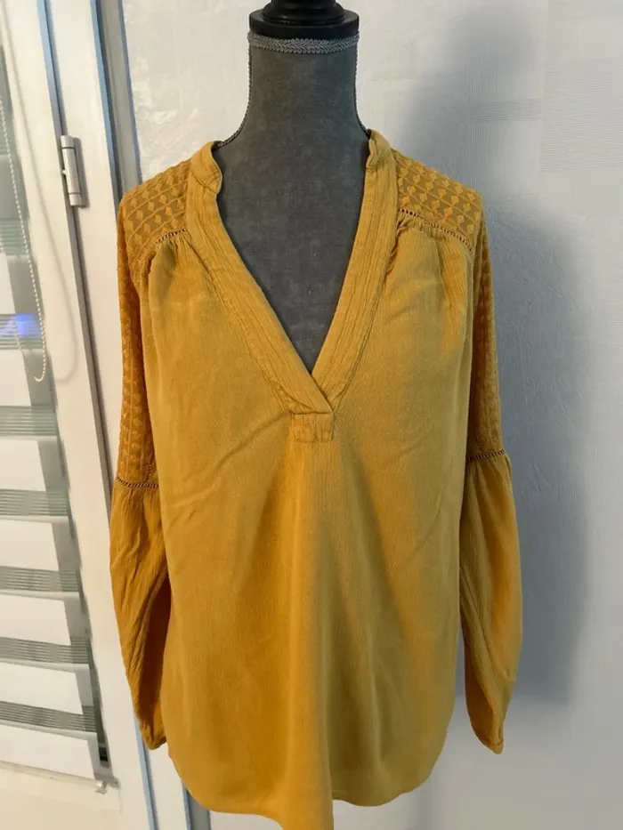 Chemise jaune