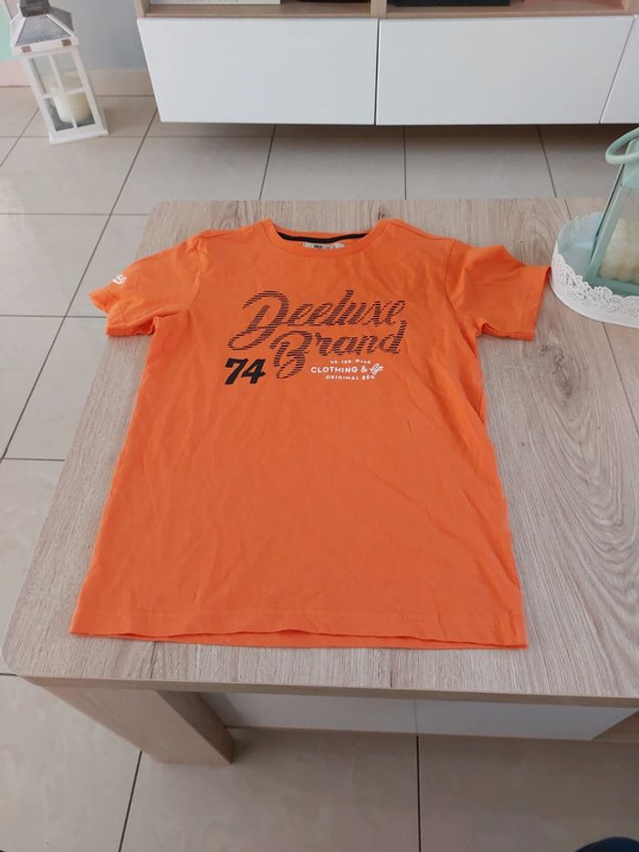 Tee shirt garçon deeluxe 74 taille 12 ans très bon état
